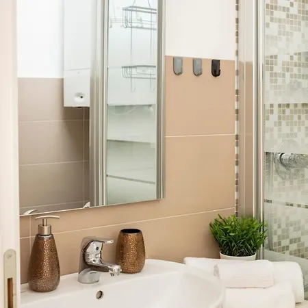 Secret Terrace Downtown Loft, Rooftop Terrace, 2 Bedrooms, Ac