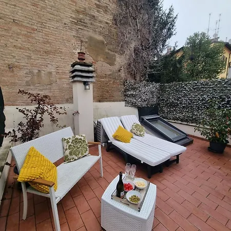 Secret Terrace Downtown Loft, Rooftop Terrace, 2 Bedrooms, Ac * Bologna