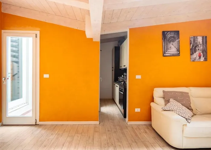 Secret Terrace Downtown Loft, Rooftop Terrace, 2 Bedrooms, Ac * بولونيا