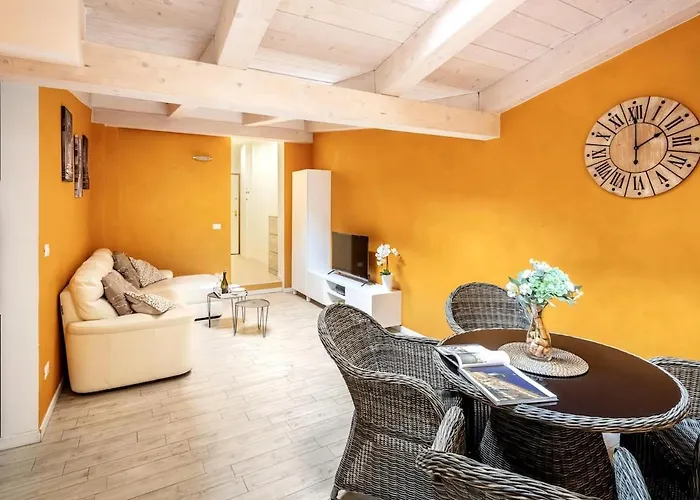 شقة Secret Terrace Downtown Loft, Rooftop Terrace, 2 Bedrooms, Ac بولونيا