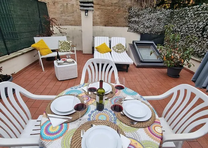 Secret Terrace Downtown Loft, Rooftop Terrace, 2 Bedrooms, Ac شقة *