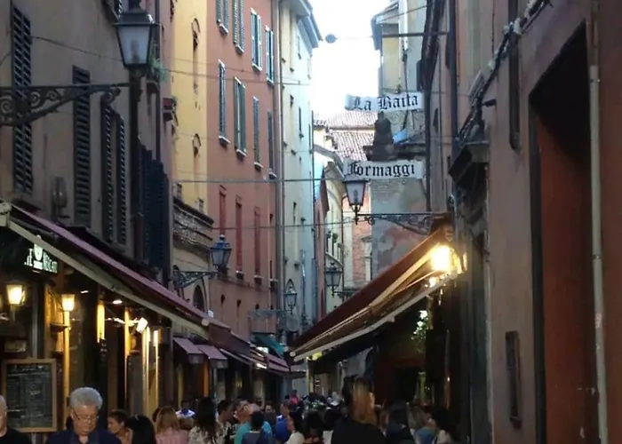 Secret Terrace Downtown Loft, Rooftop Terrace, 2 Bedrooms, Ac شقة بولونيا