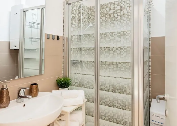 Secret Terrace Downtown Loft, Rooftop Terrace, 2 Bedrooms, Ac * بولونيا